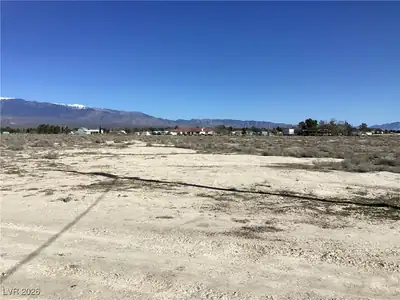 7801 Squaw Valley Road, Pahrump, NV 89061 Yard