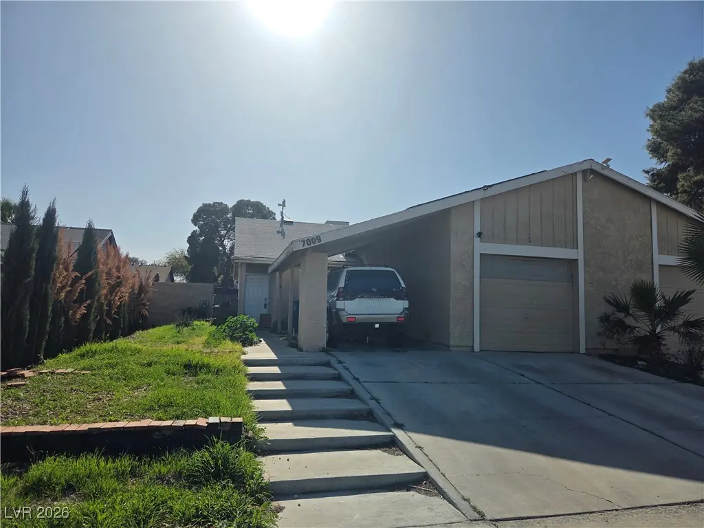 7009 Mountain Meadow Lane, Las Vegas, NV 89147