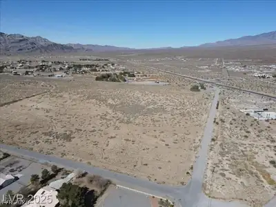 401 North East Nimo Court Pahrump, NV 89060