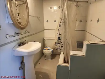 383 South Prospect Street Bathroom