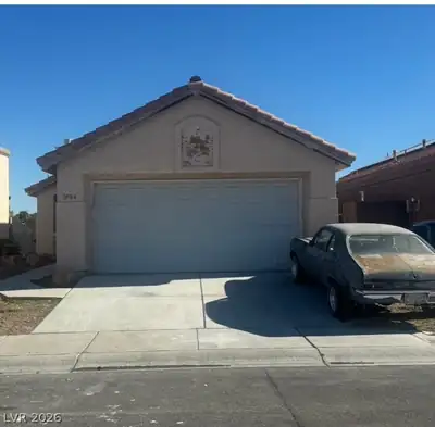 1904 Bookbinder Drive, Las Vegas, NV 89108 Front of Structure