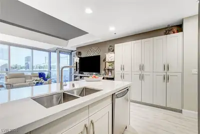 4525 Dean Martin Drive 505 Kitchen