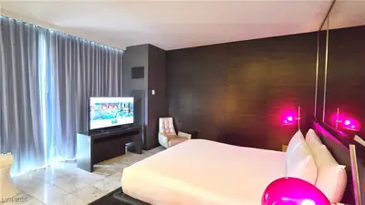 4381 West Flamingo Road 3621 Bedroom