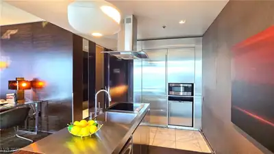 4381 West Flamingo Road 3621 Kitchen