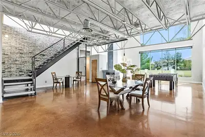 5084 Thunder River Circle Las Vegas, NV 89148