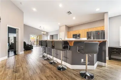62 Harbor Coast Street, Las Vegas, NV 89148 Kitchen
