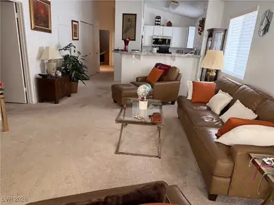 7806 Cliffside Court, Las Vegas, NV 89145 Living Room
