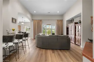 44 Caminito Amore, Henderson, NV 89011 Living Room