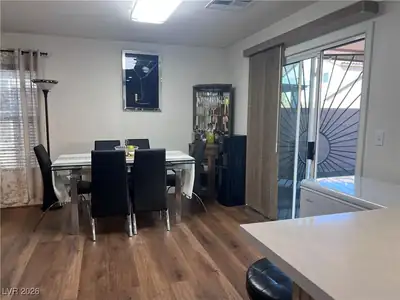 6370 West Haleh Avenue Dining Area