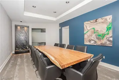200 West Sahara Avenue 910 Dining Area