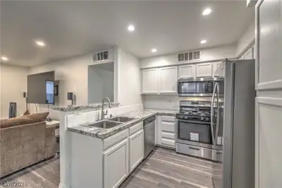 3058 Tarpon Drive 103 Kitchen