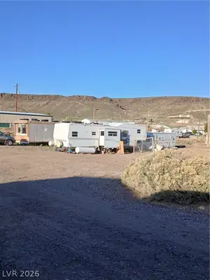 209 Euclid Avenue, Goldfield, NV 89013 Yard