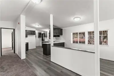 3580 Lost Hills Drive, Las Vegas, NV 89122 Kitchen
