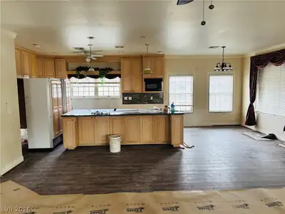 3725 East Quail Avenue, Las Vegas, NV 89120 Kitchen