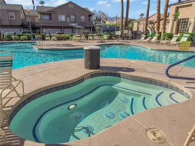2001 Turquoise Ridge Street 202 Pool