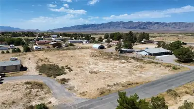 3101 East Navajo Boulevard Lot