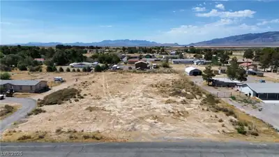 3101 East Navajo Boulevard Lot