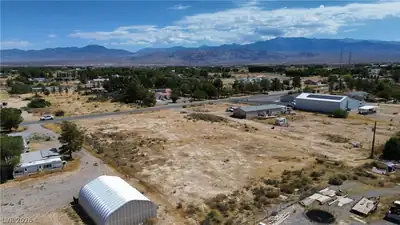 3101 East Navajo Boulevard Lot