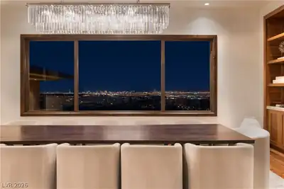 5 PROMONTORY POINTE Lane, Las Vegas, NV 89135 Dining Area