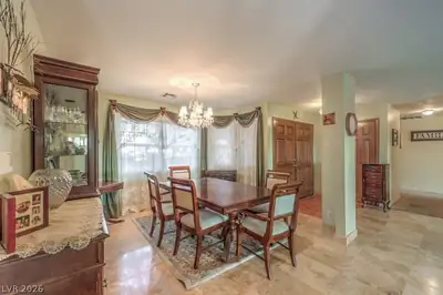 1016 Calico Ridge Drive Dining Area