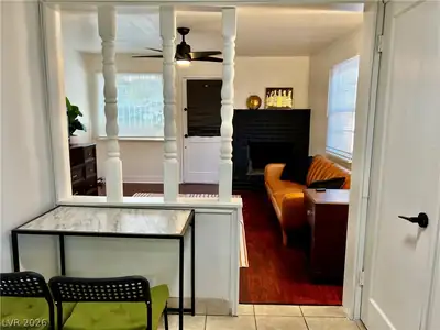 316 North 15th Street 318 Dining Area