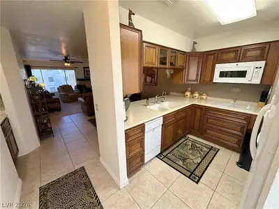 2076 Mesquite Lane 302 