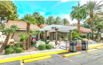 4200 South Valley View Boulevard 1019 Community