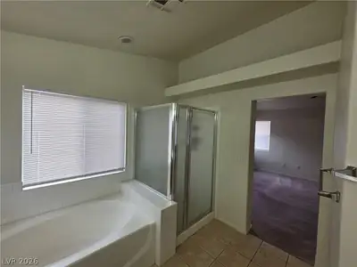 25 Newburg Avenue, North Las Vegas, NV 89032 Primary Bathroom