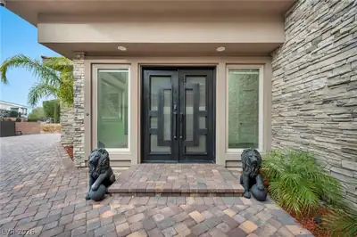 386 Cactus River Court, Henderson, NV 89074 Entry