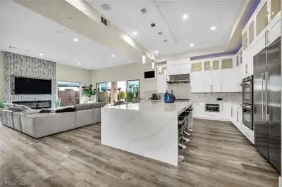 386 Cactus River Court, Henderson, NV 89074 Kitchen
