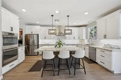 10414 Hemingway Court, Las Vegas, NV 89149 Kitchen