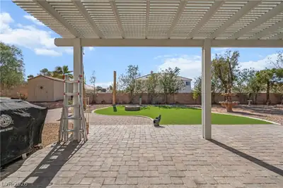 6647 Isolated Avenue, Las Vegas, NV 89110 Patio