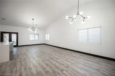8020 Divernon Avenue, Las Vegas, NV 89149 Dining Area