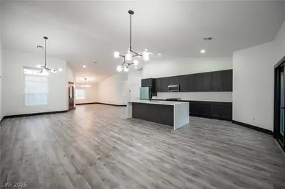 8020 Divernon Avenue, Las Vegas, NV 89149 Kitchen