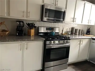 7803 Foxwood Place 4 Kitchen