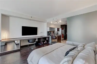 4381 West Flamingo Road 2920 Bedroom