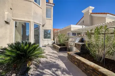 8721 Double Eagle Drive, Las Vegas, NV 89117 Patio