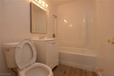 1458 Sombrero Drive 4 Bathroom