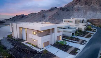 4 Kaya Canyon Way 15, Henderson, NV 89012 