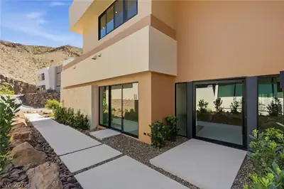 4 Kaya Canyon Way 15, Henderson, NV 89012 