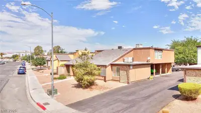 1500 Hialeah Drive C, Las Vegas