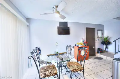 1500 Hialeah Drive C Dining Area