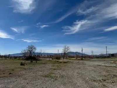 1461 East Nevada Highway 372 6 Pahrump, NV 89048