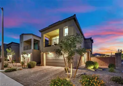 8907 Roadrunner Ravine Street Las Vegas, NV 89166