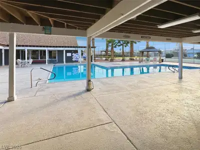 4570 Royal Ridge Avenue, Las Vegas, NV 89103 Pool