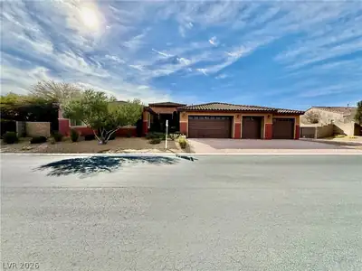 8455 Creekstone Court Las Vegas, NV 89113