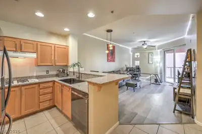 43 East Agate Avenue 301, Las Vegas