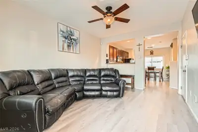 3411 Holly Avenue, Las Vegas, NV 89106 Living Room