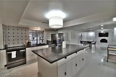 2926 East Eldorado Lane Kitchen