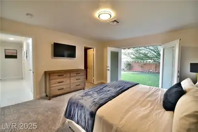 2926 East Eldorado Lane Bedroom